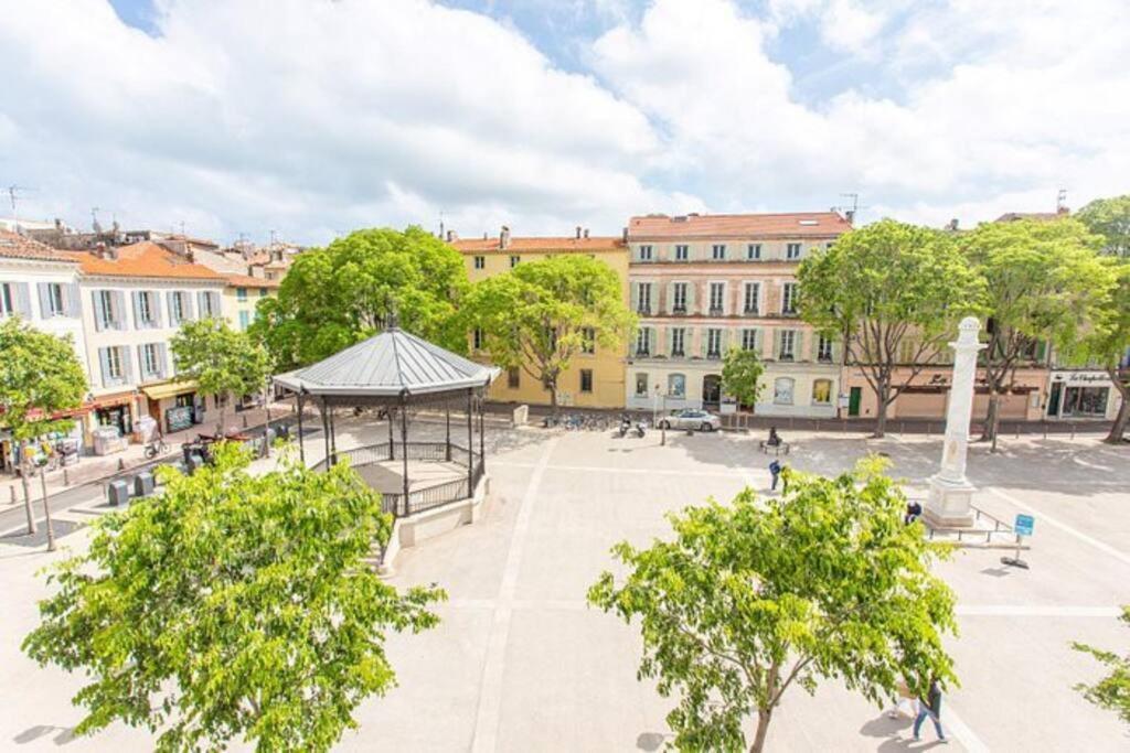 Au Coeur Du Viel Antibes - Cosy Appartement Exteriör bild